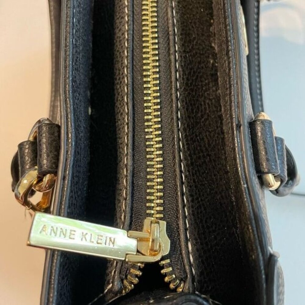 Anne Klein Satchel Bag Faux Leather Crossbody Tote Gold Hardware Quiet Luxury - Picture 7 of 16